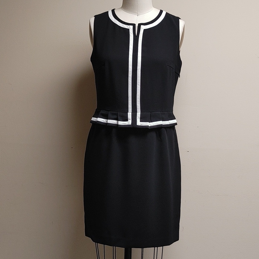 G2000 Women Black with White Trim LBD Dress 38 - Picture 3 of 17